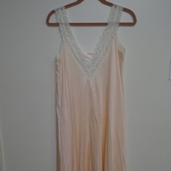 Vintage Intime of California Nightgown Pink Size P - Picture 1 of 8